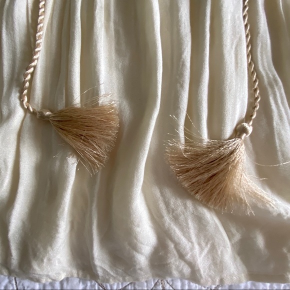 5/$35🍑Abercrombie & Fitch Cream Boho Beaded Shirt - Picture 2 of 7